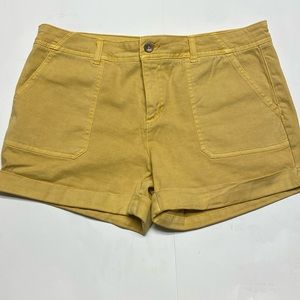 C&c California Womens Yellow Patch Pocket Rolled Cuff High Rise shorts